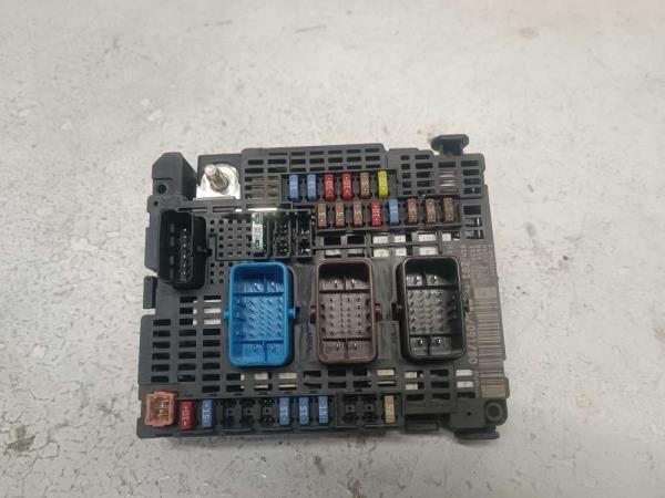 BOITIER ELECTRONIQUE CITROEN / PEUGEOT BSM Z03 - Vue 1